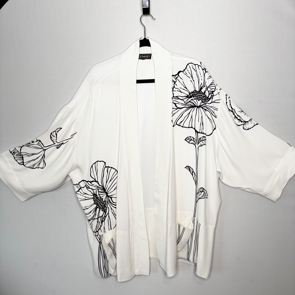 Heidi Daus Kimono Tunic Topper White Black Floral Poppy Pockets Size 3X - Picture 3 of 13